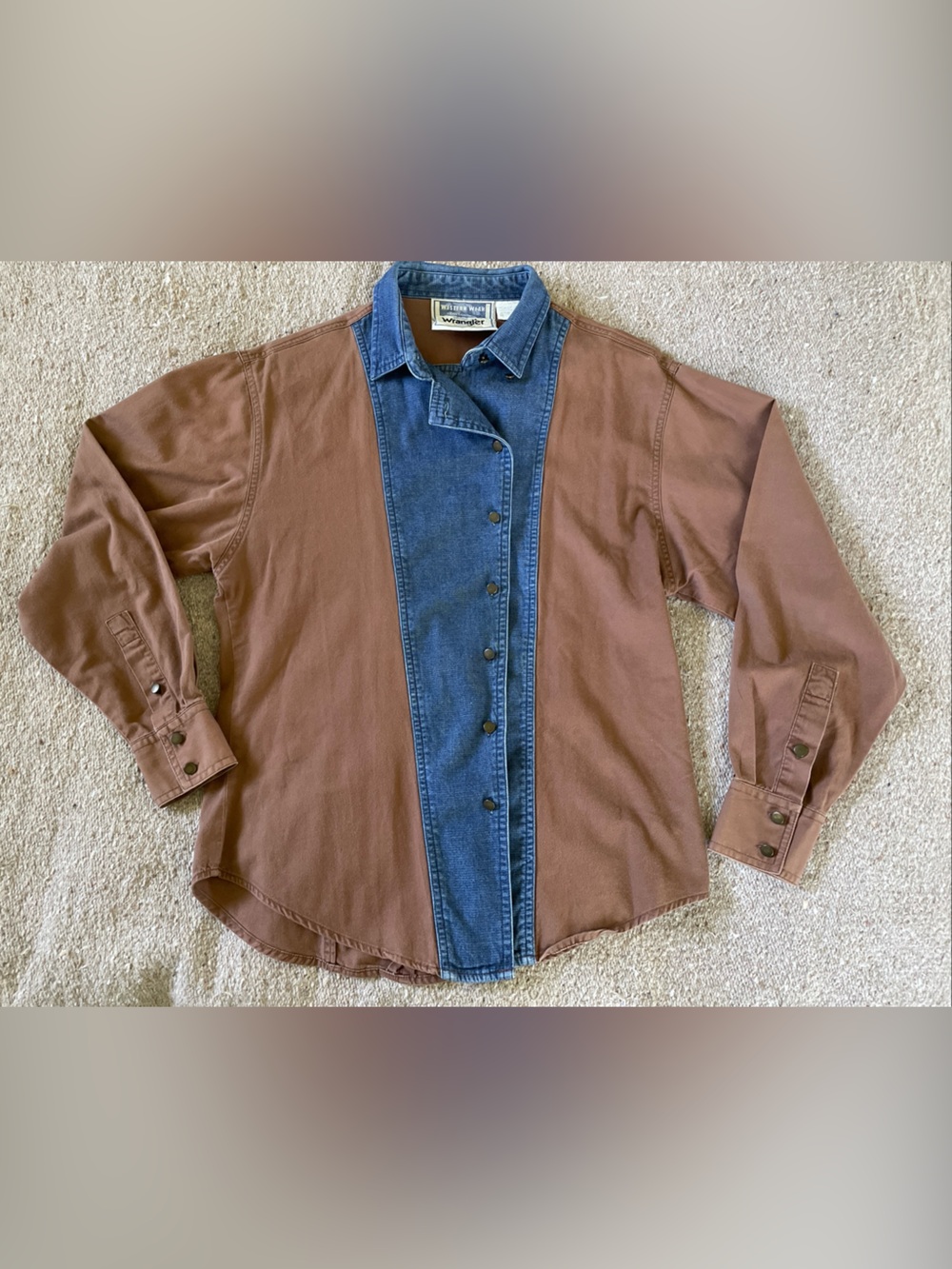 Vintage Wrangler Made in USA Westernwear for Women Brown & Denim shirt size L